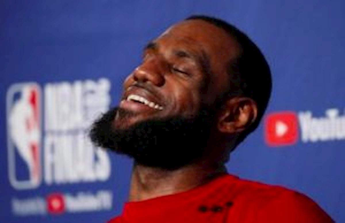 LeBron James: "Michael Jordan? Per me è stato sempre un Black Jesus"