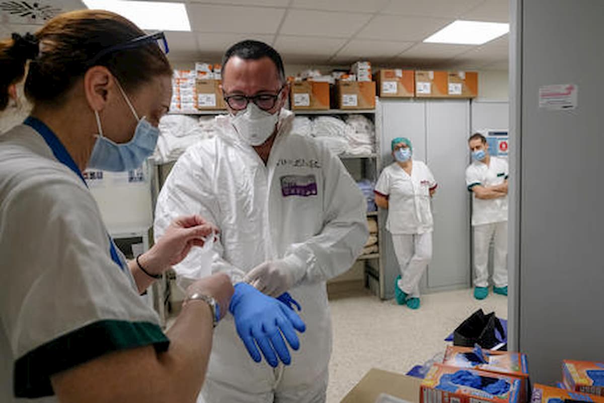 Aifa: stop all’uso della idrossiclorochina per i malati di coronavirus