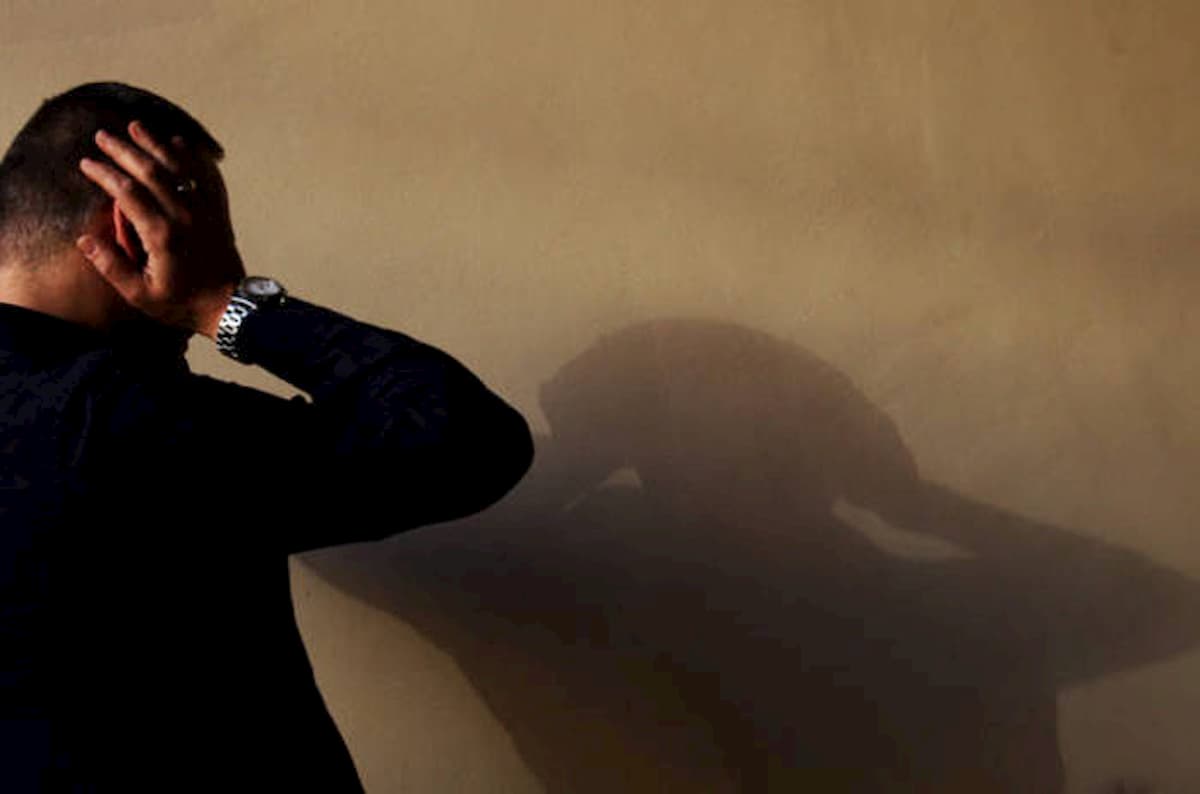 Coronavirus come le Torri Gemelle: aumento di suicidi e malattie mentali