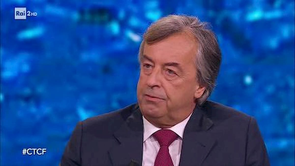 Codacons, esposto su Roberto Burioni: "Quanto prende per andare a Che tempo che fa?"