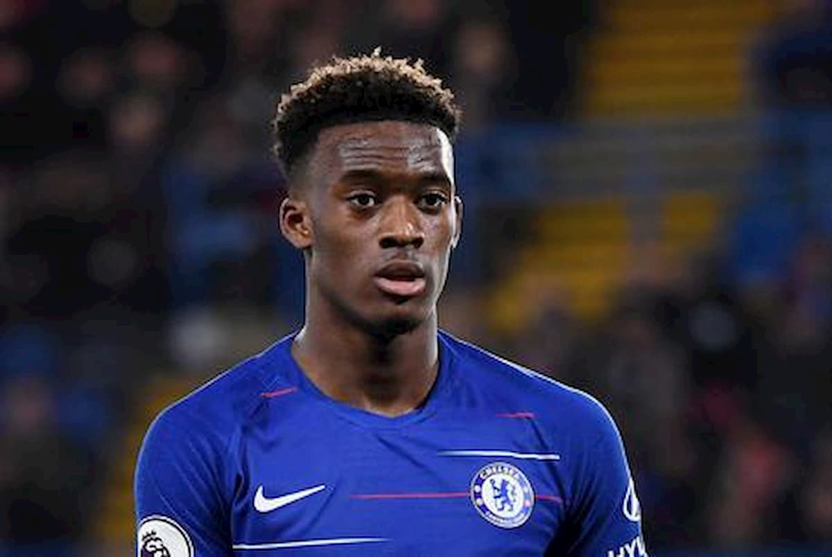 Callum Hudson-Odoi arrestato, ha violato il lockdown invitando una ragazza a casa
