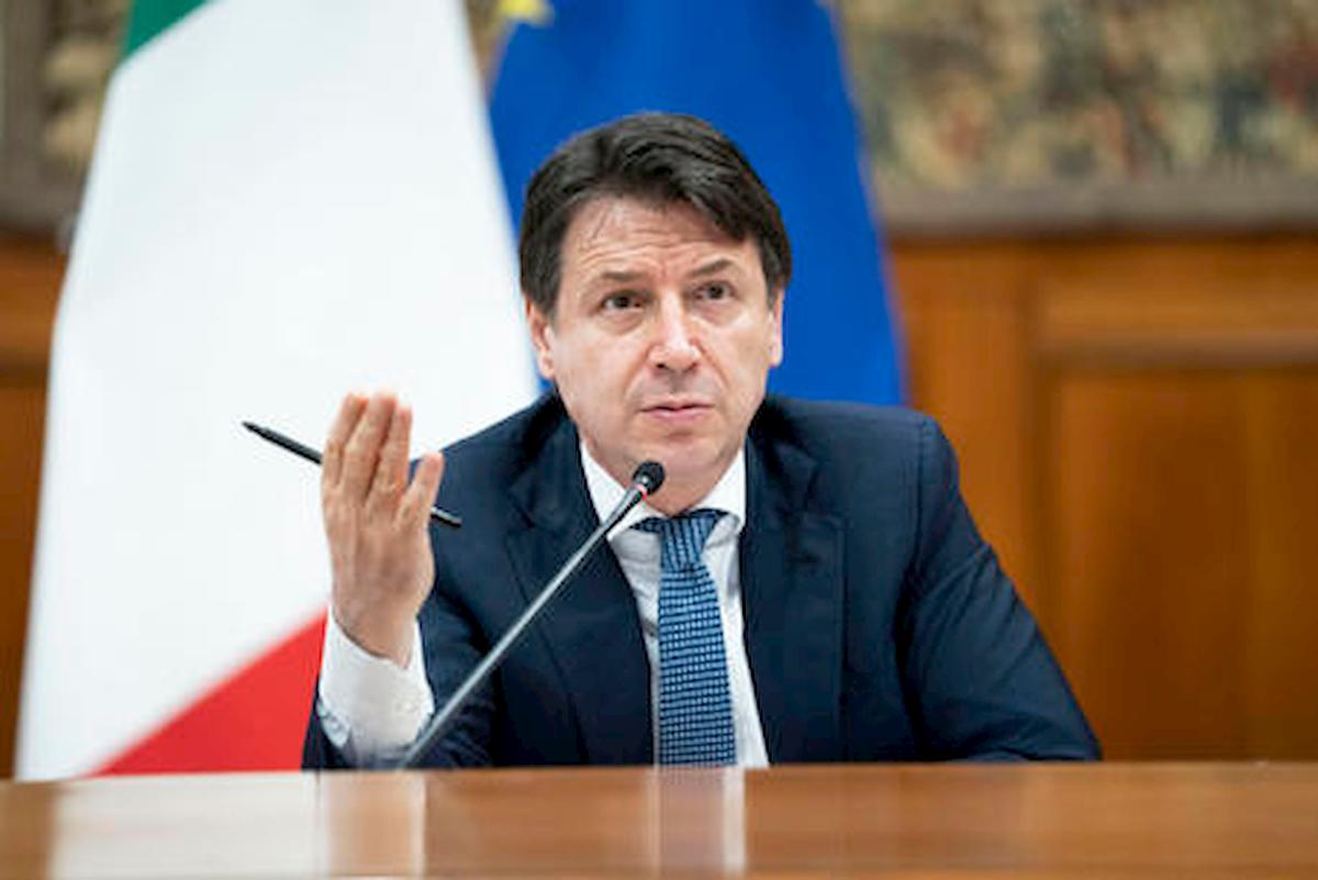 Formigine, la consigliera Elisa Berselli (Lega) rilancia il post: "Conte come Hitler"