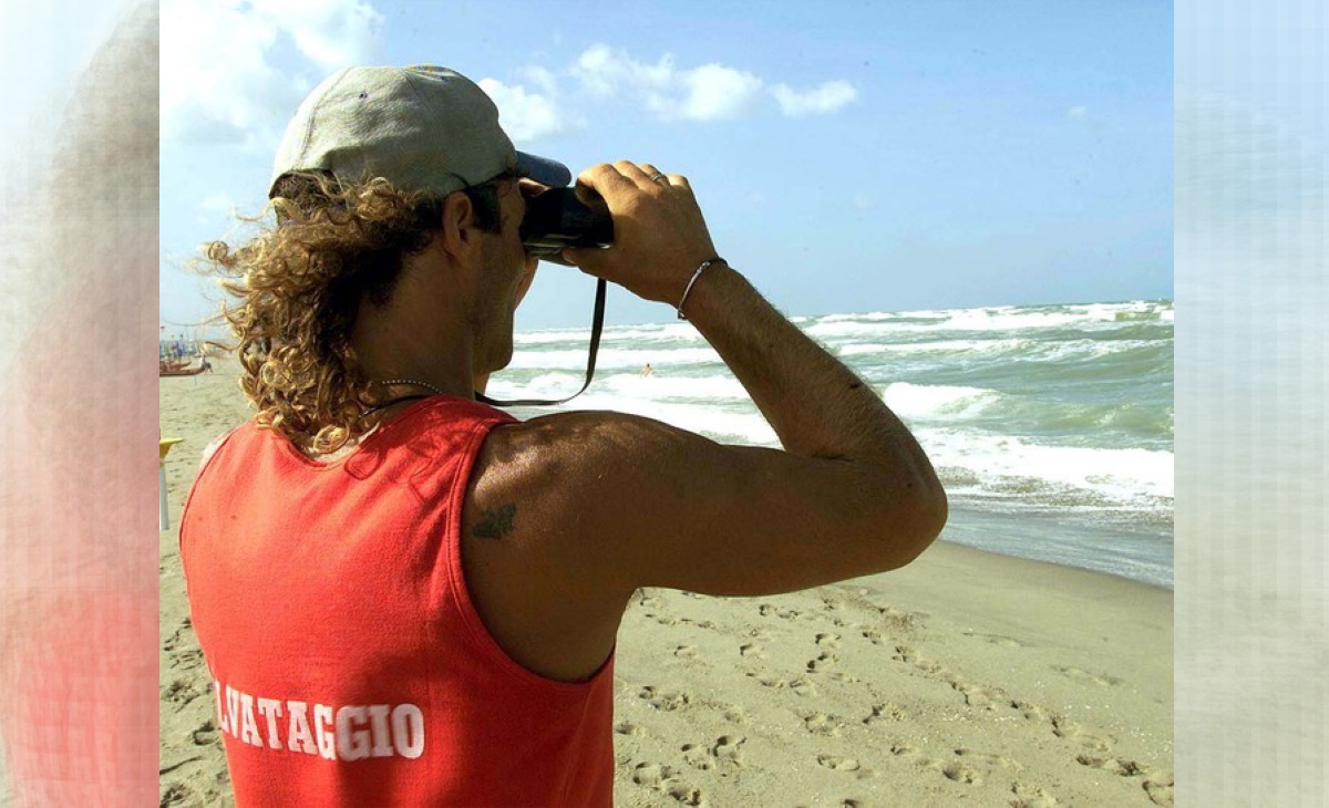 Coronavirus bagnini no alla respirazione bocca a bocca