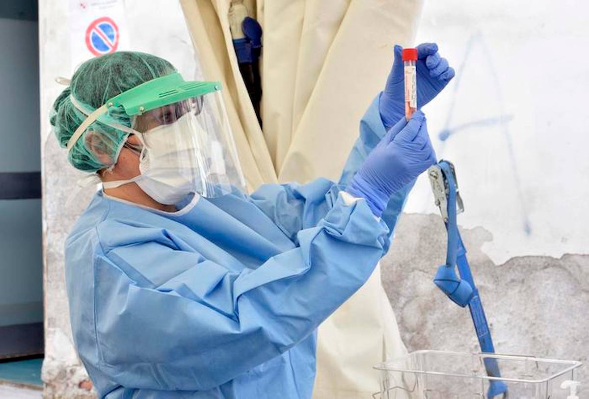 Coronavirus, fate gli scongiuri: inglesi prevedono nuovi picchi in Italia, Liguria la più esposta