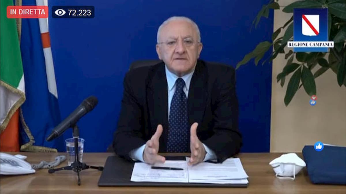 De Luca: "Apertura generalizzata? Non si comprende ragione"