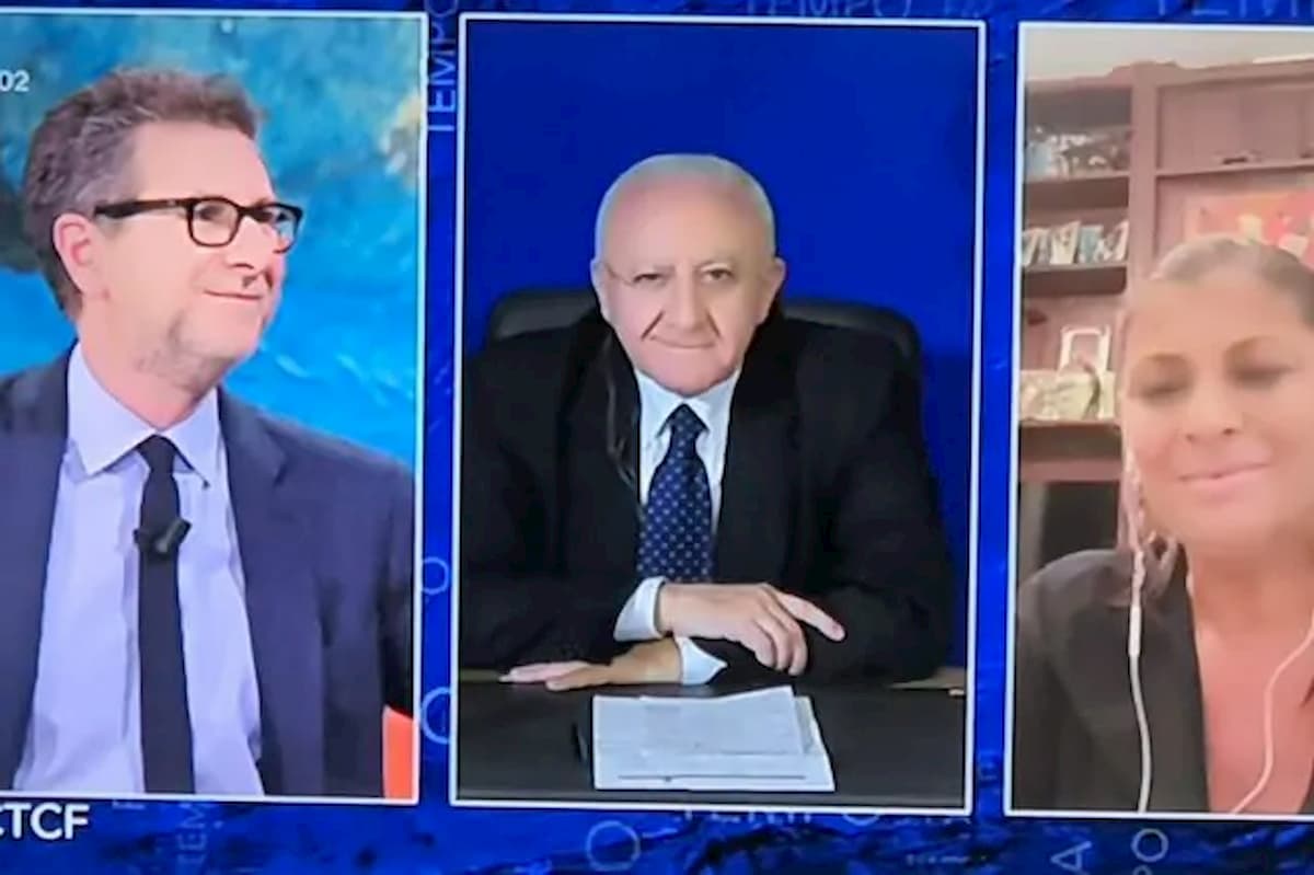 Vincenzo De Luca a Che Tempo che fa: "Affetti stabili? Io sono favorevole a tutti gli affetti". E dà del "fratacchione" a Fazio