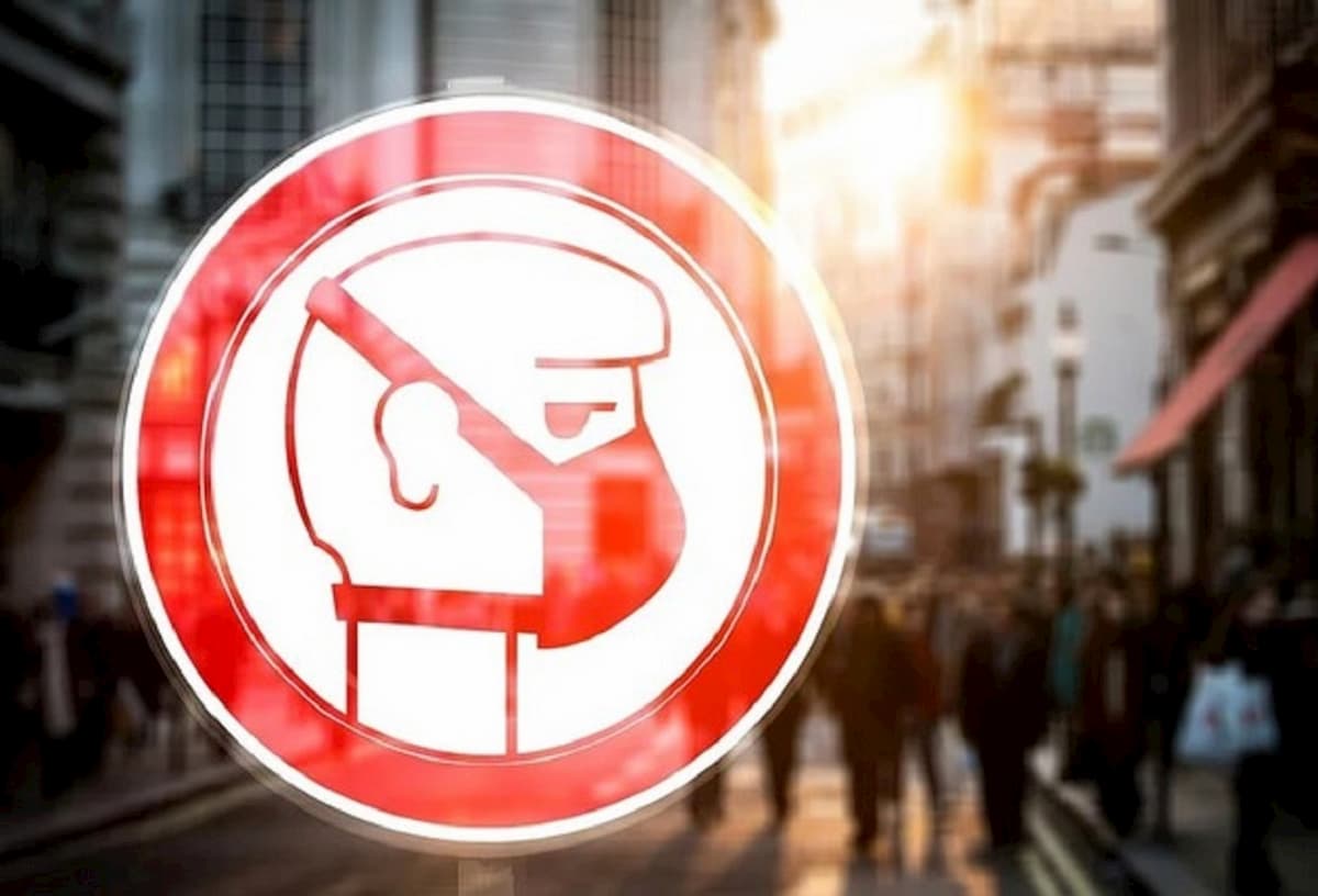 Fase 2, la madre è in Veneto, lui in Trentino: festeggiano il compleanno al confine