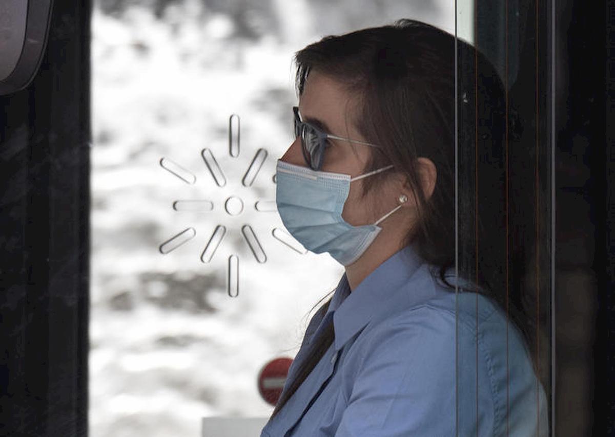 mascherine foto ansa