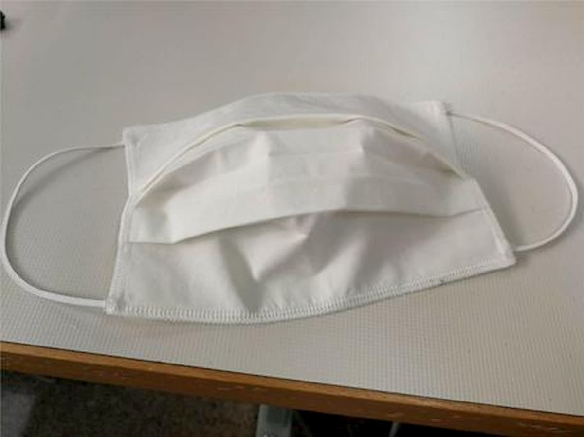 Mascherine di stoffa fatte in casa efficaci contro il coronavirus