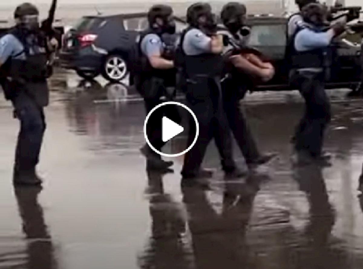 minneapolis manifestazione polizia