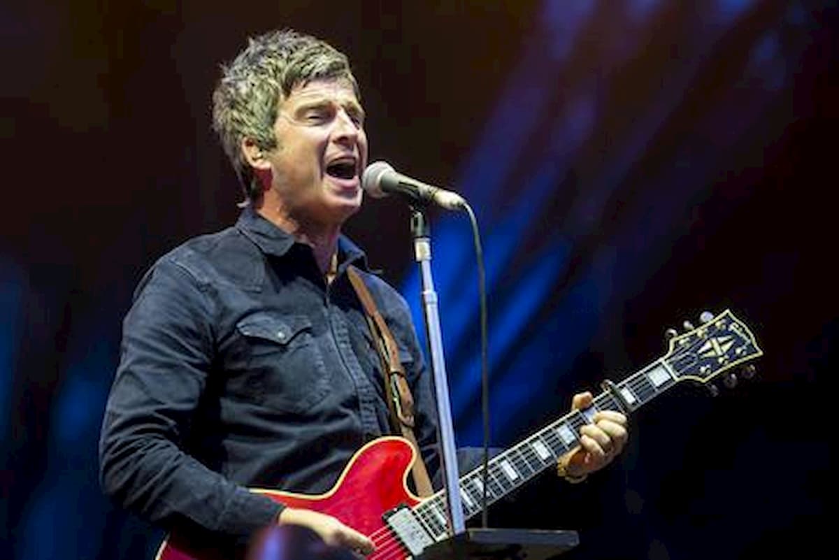 Noel Gallagher: "Mangiando dei noodles ho capito che dovevo smettere con la cocaina"