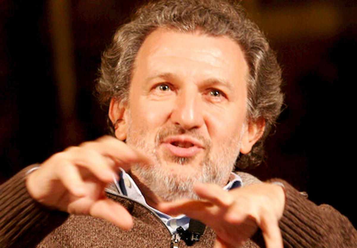 Coronavirus, il matematico Odifreddi: "La Merkel ha un dottorato in Fisica. In Italia la competenza è una vergogna"