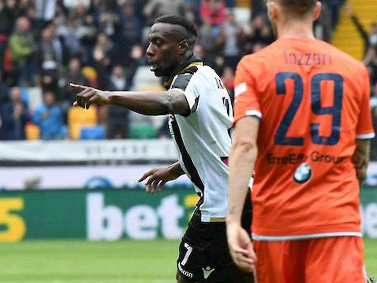 Okaka dimagrito durante la quarantena: "Ho perso 7 kg a casa dei miei"