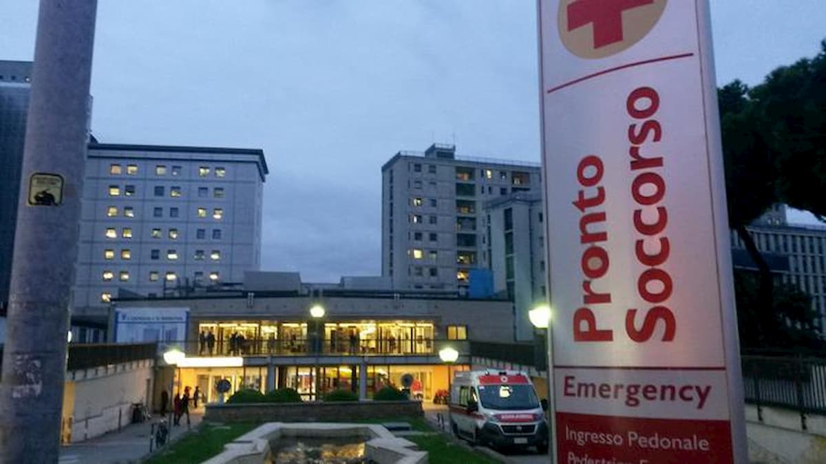 Padova, direttore ospedale: "Contagio favorito da specializzandi". Replica: "Pretendiamo scuse pubbliche"
