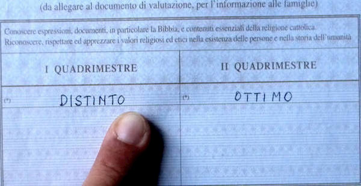 Scuola, basta voti numerici: alle elementari tornano i giudizi