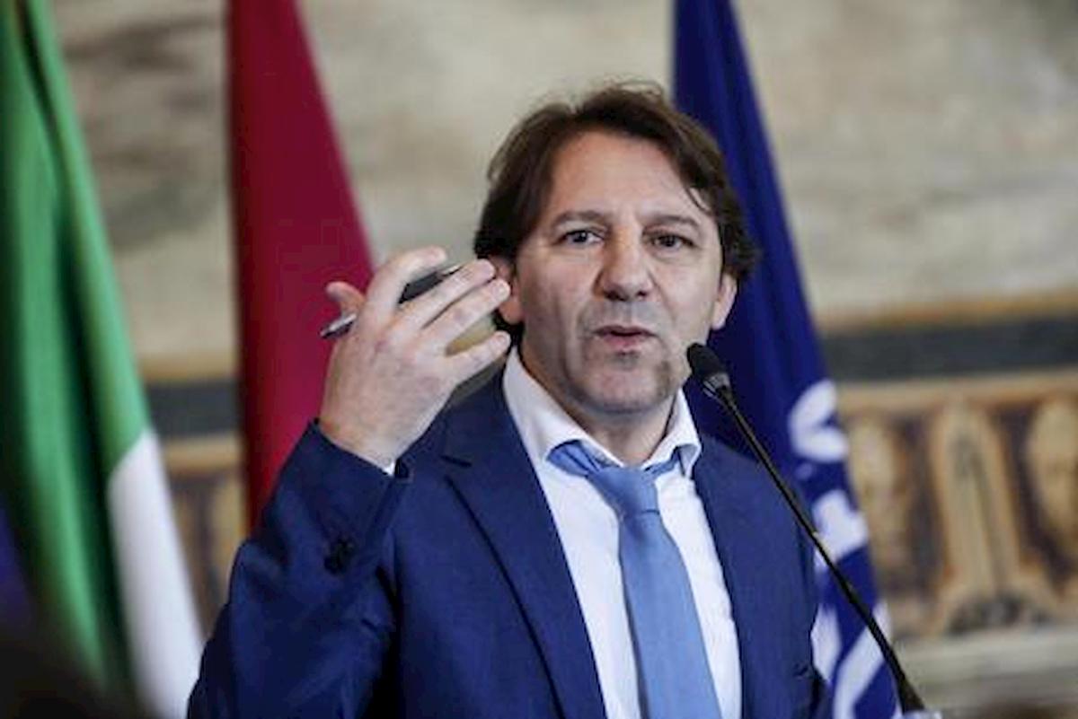 Tridico: "Inps sta riempiendo di soldi gli italiani". Ira del centrodestra: "Da ricovero"