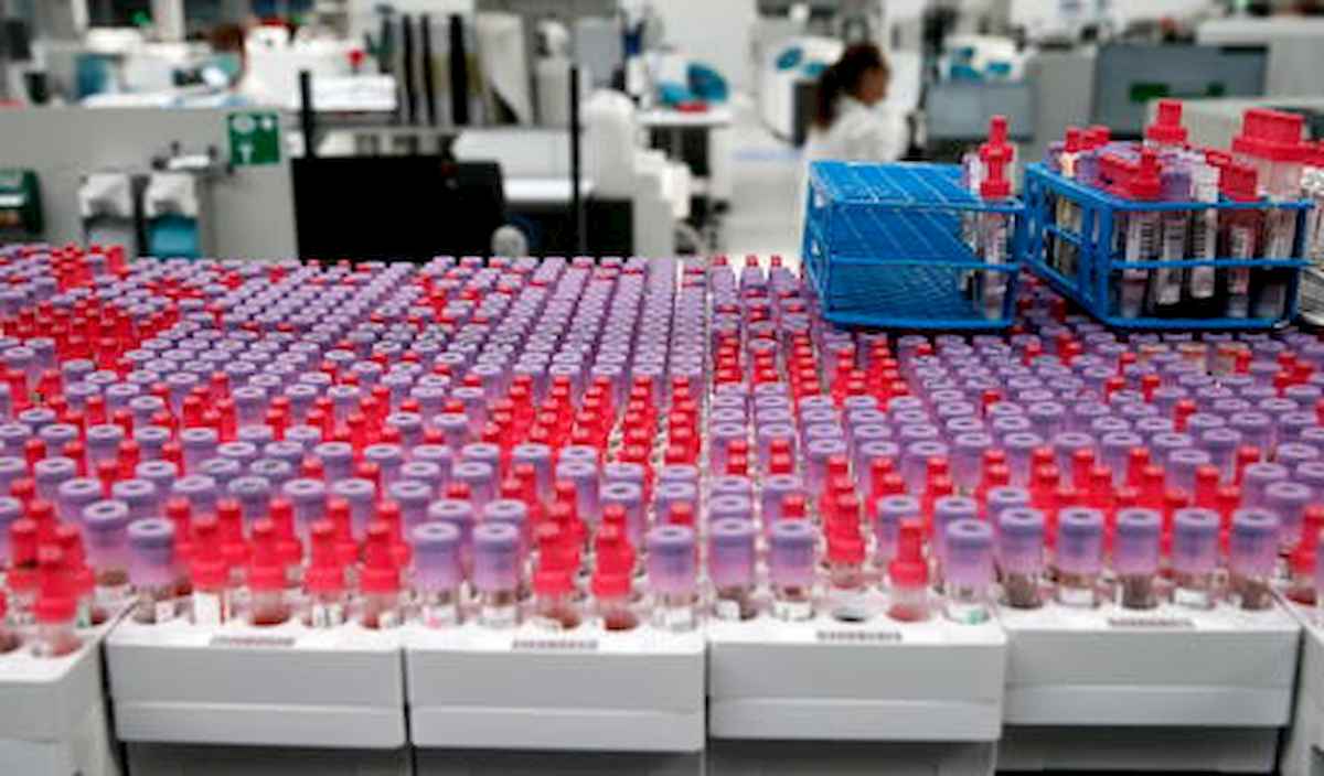 Passaporti di immunità? Nature: "Causano più problemi di quanti ne risolvano"