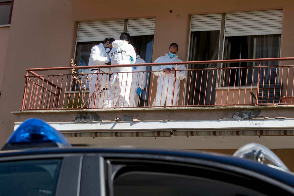 Roma, uomo trovato carbonizzato sul balcone di casa