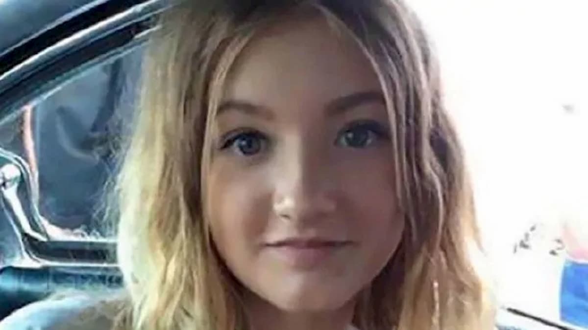 Decapita l’ex fidanzata e nasconde la testa in una valigia. Poi si sbarazza del resto del corpo