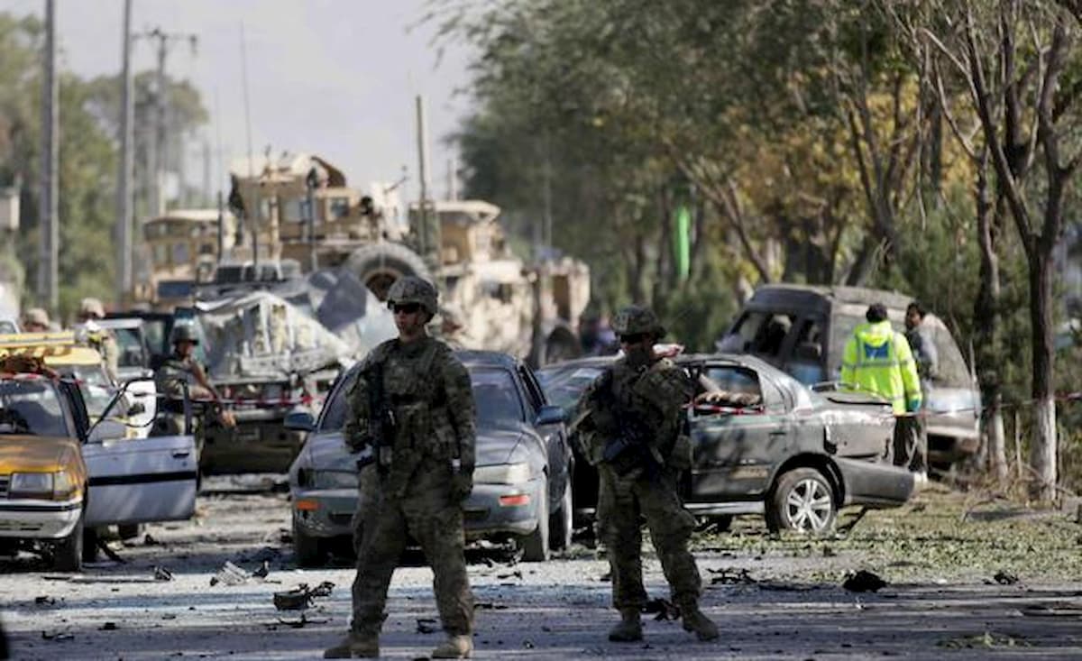 Esplosione in Afghanistan, in un mercato a Kandahar: 23 civili morti