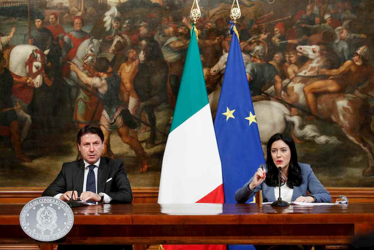 premier conte e ministra azzolina