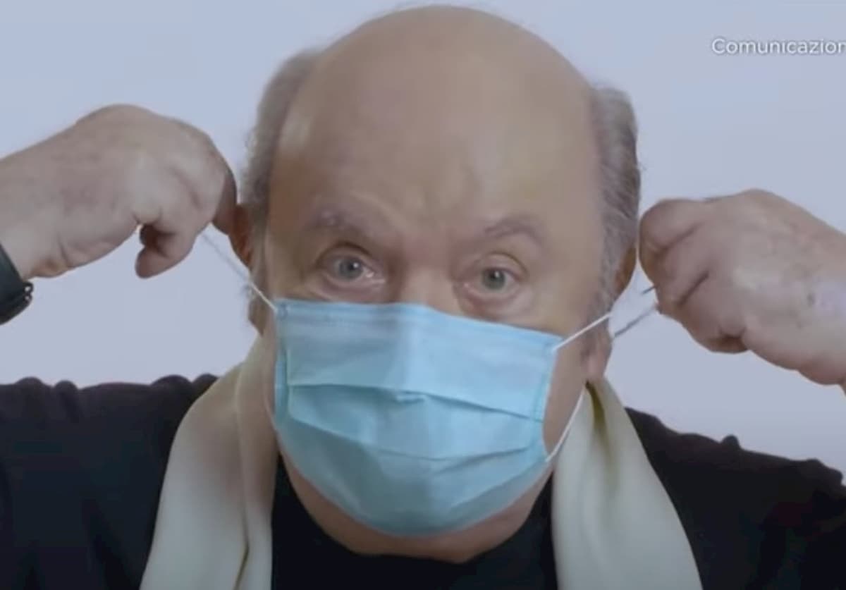 Lino Banfi testimonial del governo per la mascherina contro il coronavirus
