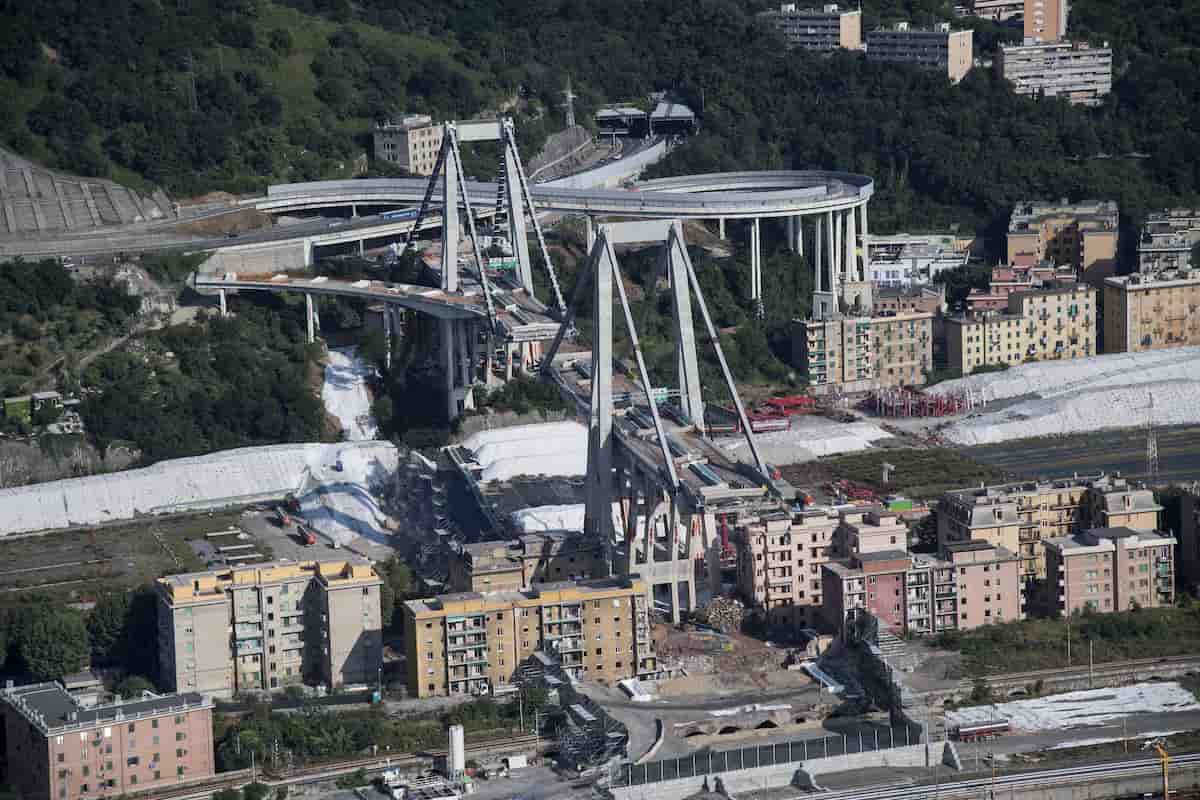 Genova, nuovo ponte: i parenti delle vittime del Morandi non partecipano all'inaugurazione