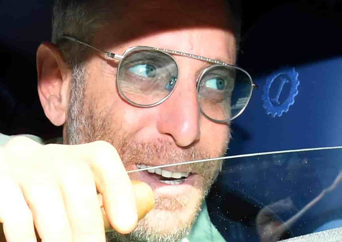 Lapo Elkann e la cocaina: "Provo a domare le mie debolezze". L'avvocato: "Non vogliamo commentare i fatti"