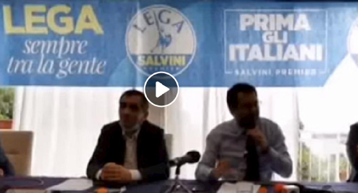 lega, salvini a napoli