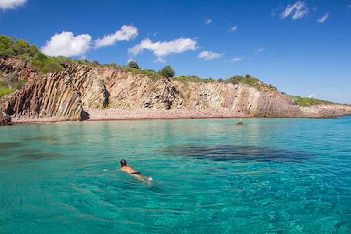 Estate 2020, saranno "micro" vacanze. E un italiano su 5 non partirà