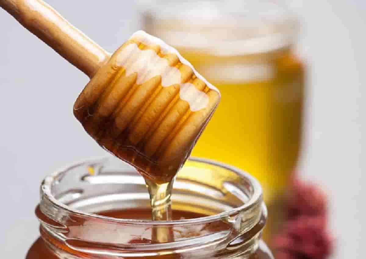 Miele, una foto d'archivio Ansa