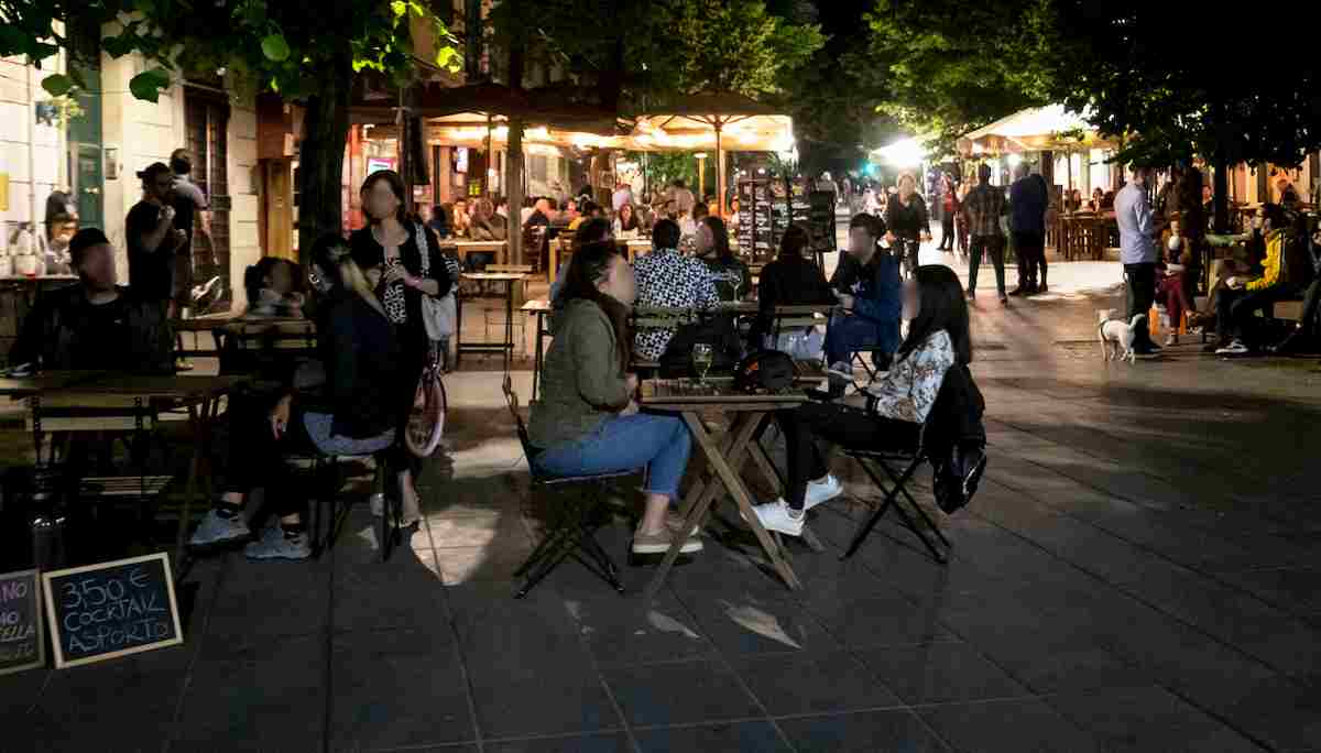 Coronavirus, il Viminale: possibilità di chiudere strade o piazze anche prima delle 21