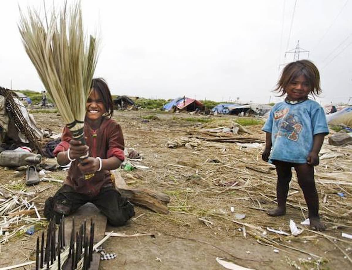 Pakistan, Zohra Shah, bambina di 8 anni e domestica, uccisa a botte per due pappagalli