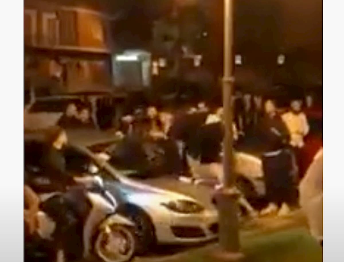 Pozzuoli, due risse tra giovanissimi sabato sera VIDEO