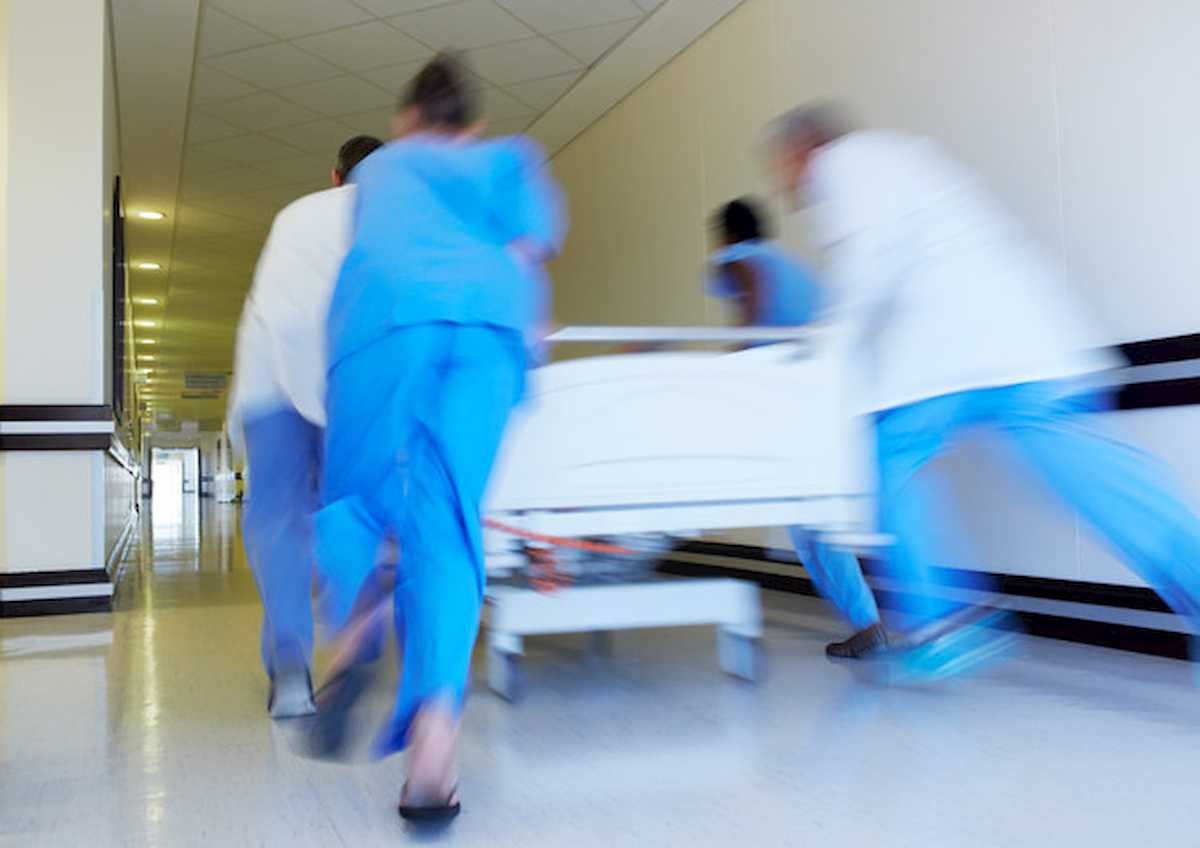 Scorrano, donna di 28 anni trovata morta davanti al Pronto Soccorso