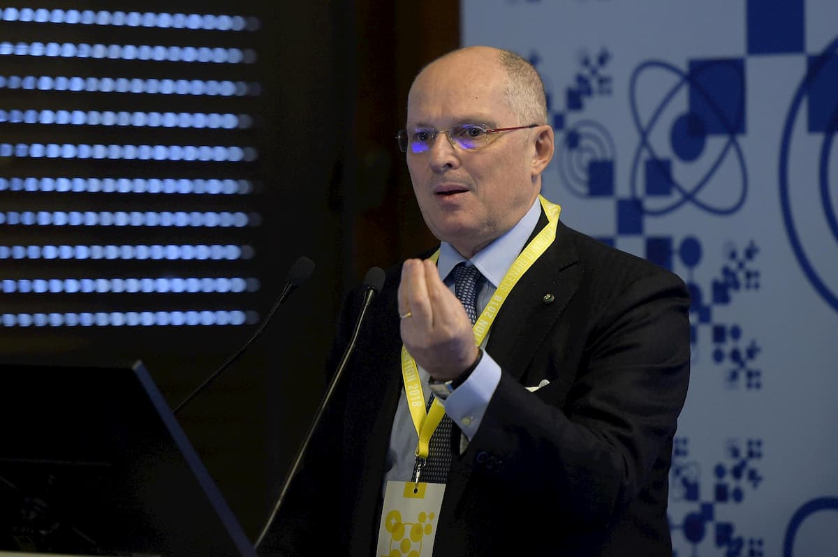 Vaccino per il coronavirus, Ricciardi: "Verso la produzione in Italia"