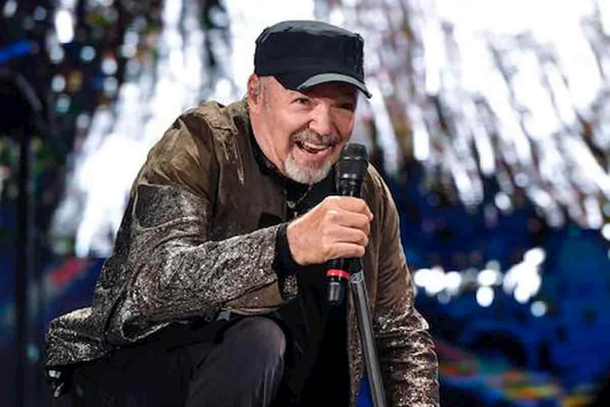 Vasco Rossi: "Ecco chi è Silvia, quella della canzone". E posta foto su Instagram