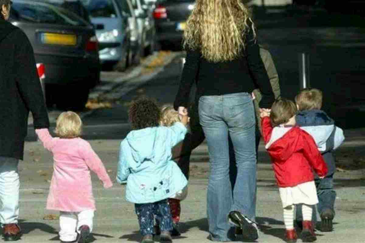 Assegno unico figli, sì unanime alla Camera. Ora passa al Senato