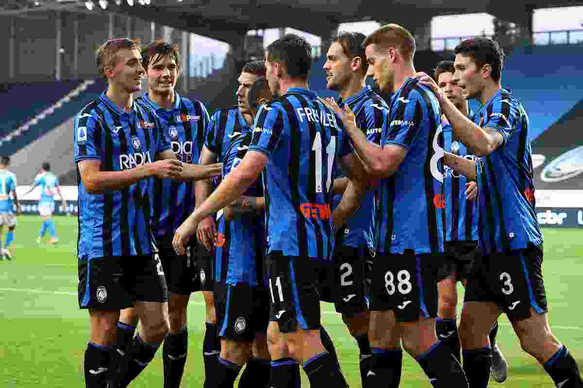 Calcio, le 5 sostituzioni sono legge fino agosto 2021