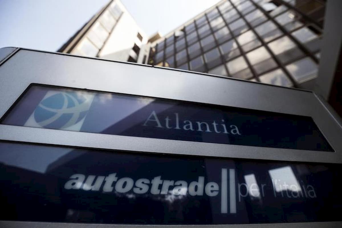 Autostrade, ultimatum di Conte ai Benetton