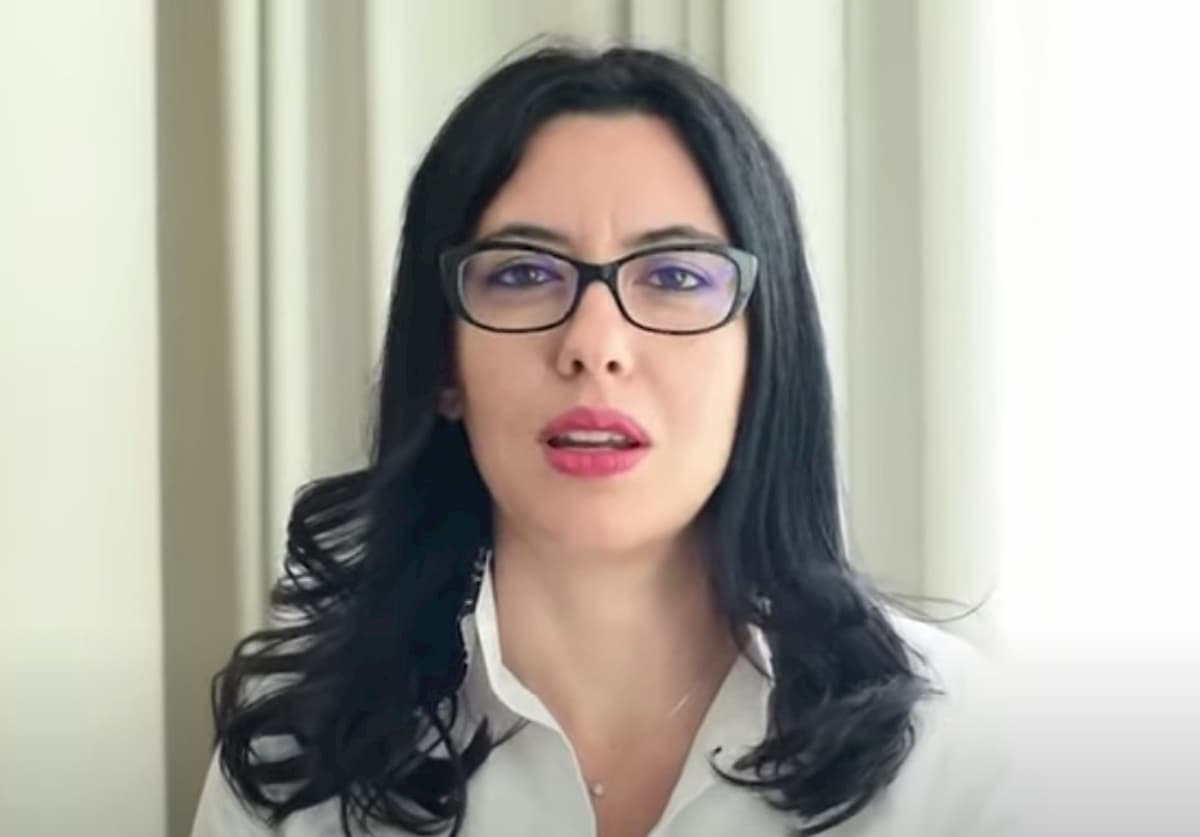 Graduatorie provinciali, da oggi al via le procedure telematiche per l'inserimento delle domande VIDEO