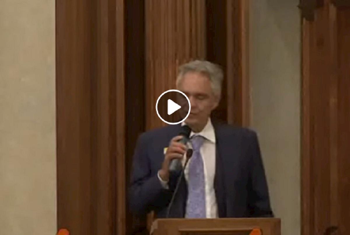 Bocelli al convegno sul Covid