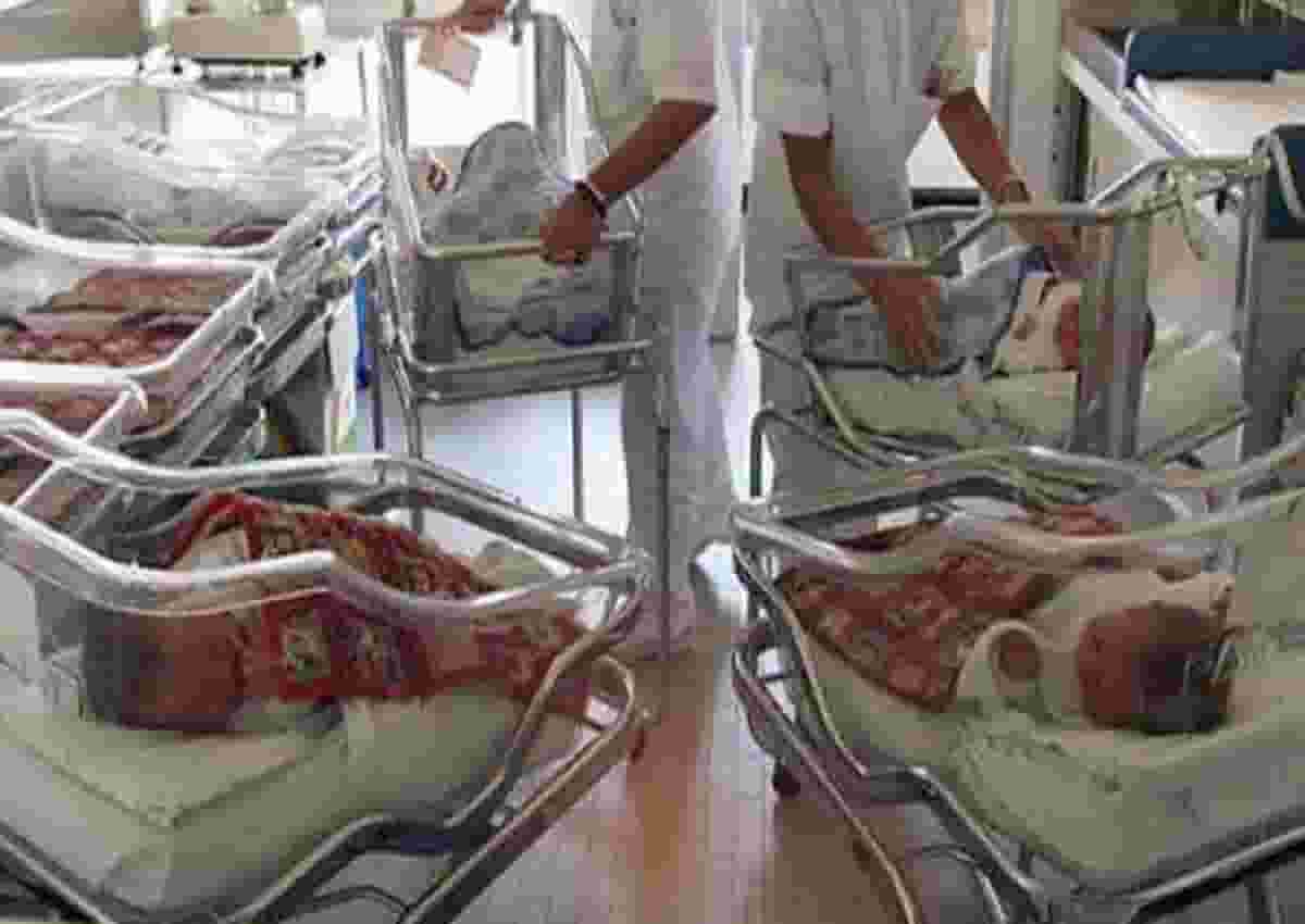 Monopoli e bonus nascita, foto d'archivio Ansa