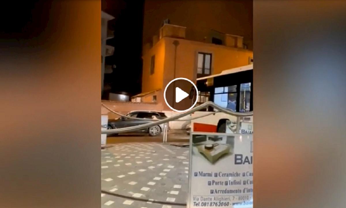 bus rotatoria napoli