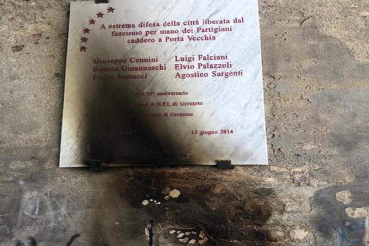 grosseto fiamme stele partigiani