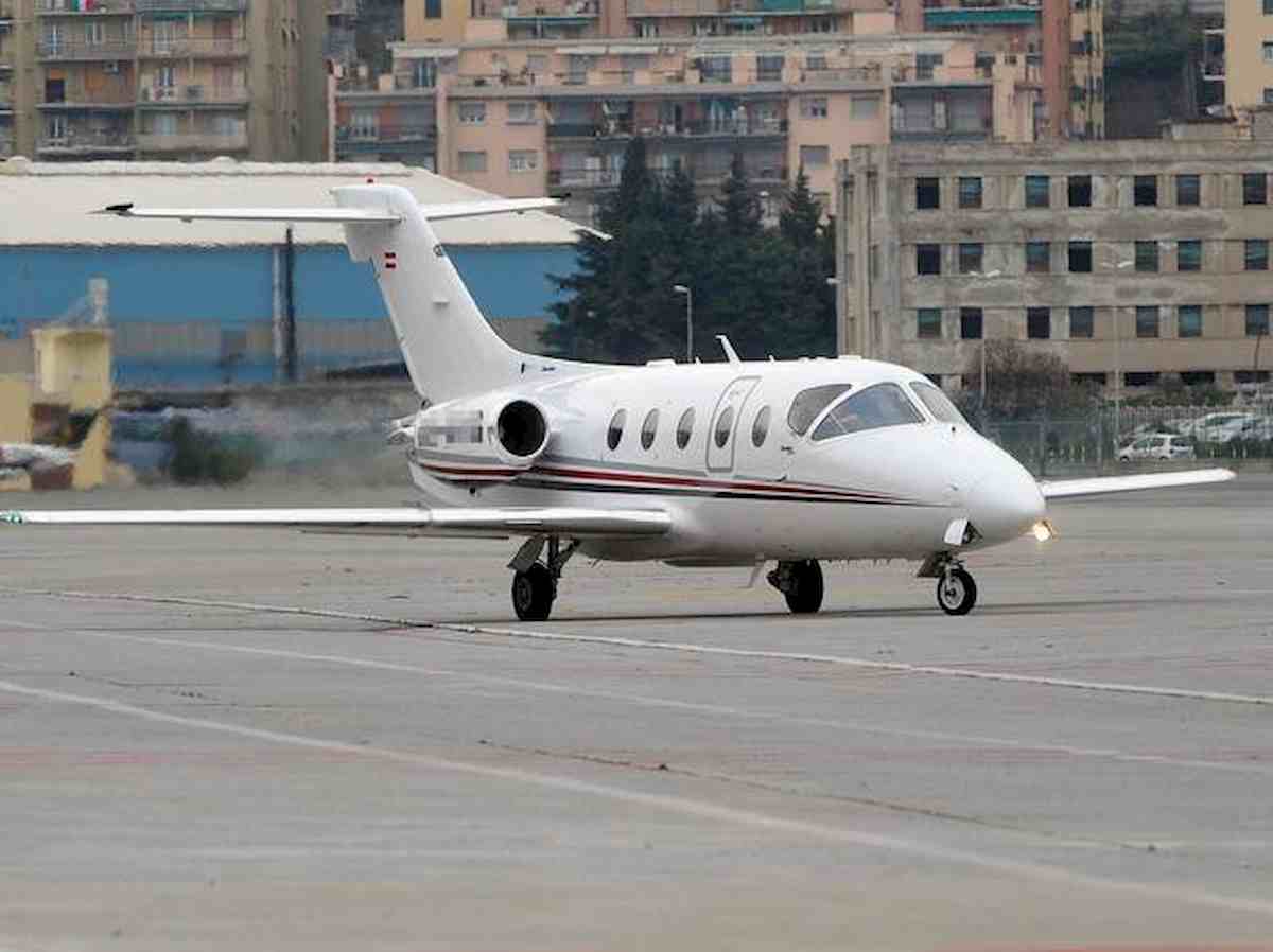 Coronavirus, dagli Usa all'Italia col jet privato: turisti bloccati a Cagliari