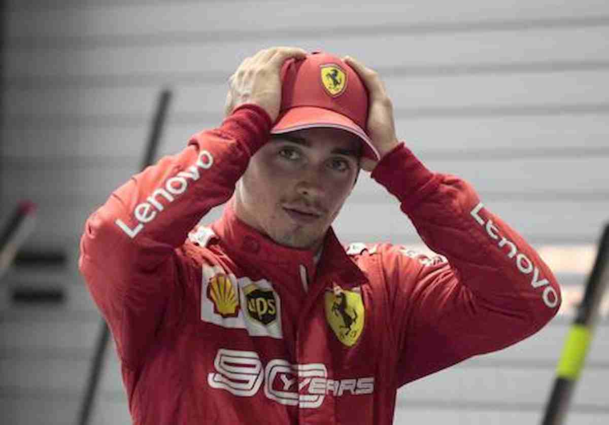 Flop Ferrari nelle qualifiche del Gp d'Austria: Vettel 10° e Leclerc 11°. Pole Hamilton