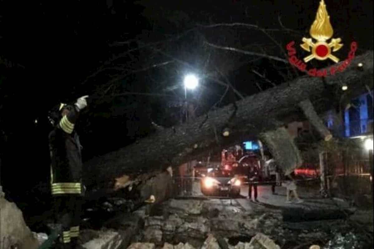 Lodi, nubifragio e vento forte