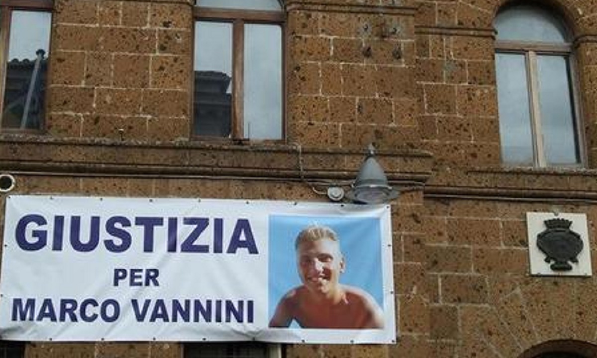 Marco Vannini, 2 sconosciuti in casa quella sera dicono "è un taglio, spiegaglielo bene"