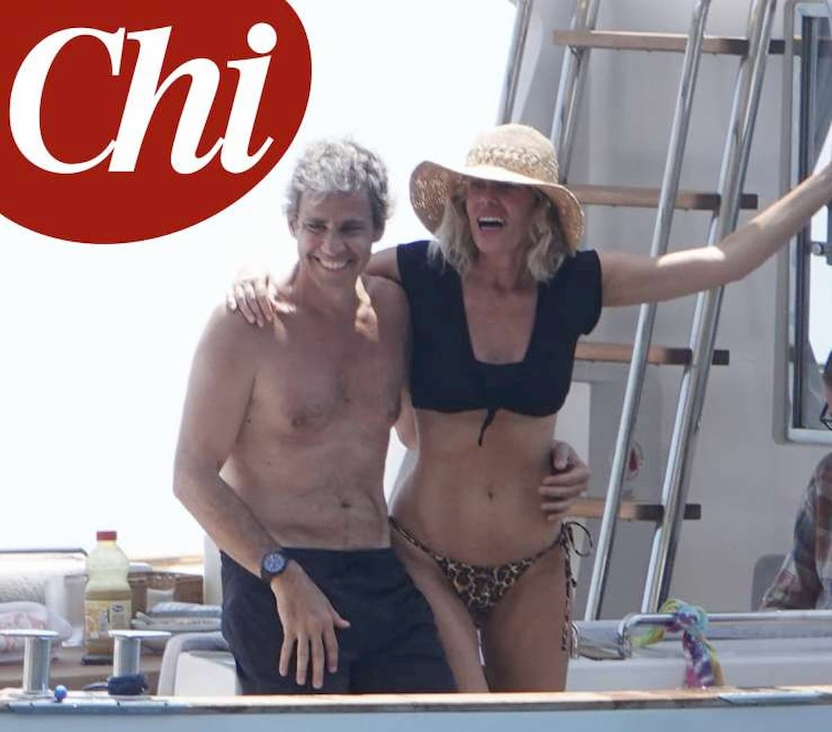 Alessia Marcuzzi e il marito sono stati fotografati insieme da Chi